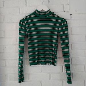 Long Sleeve Lettuce Cut Crop Top